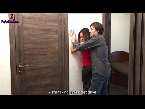 ❤️ Sexy Realtor e Itšohlometsa Pussy ea Hae le Li-Fucks Ha A ntse A Rekisa Afolete ea Hae - Krempai ️❌ ☑